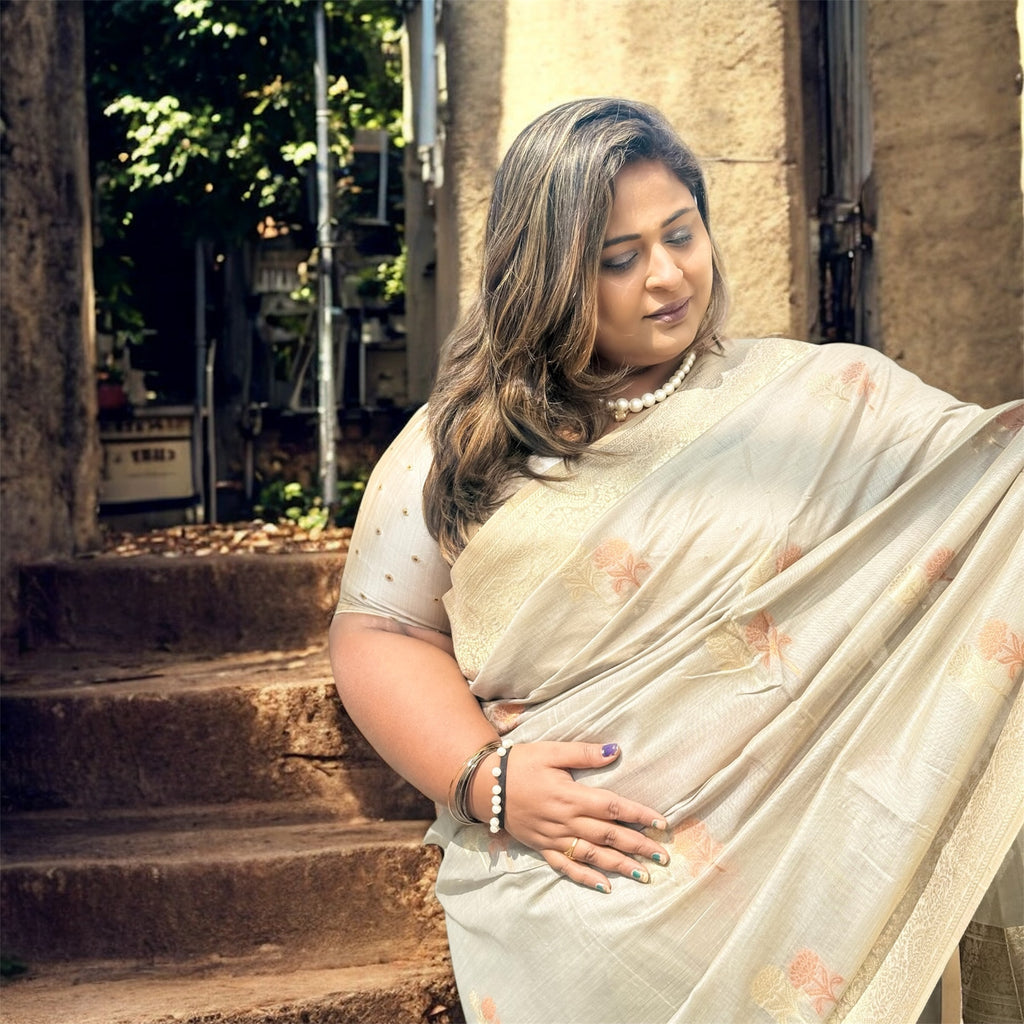 Platinum Grey Soft Tissue Silk Saree with Subtle Zari Shine — Luxury Festive Drape